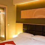 Unahotels Dei Platani 4*