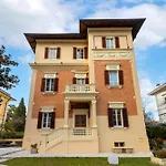 Unahotels Dei Platani Hotel