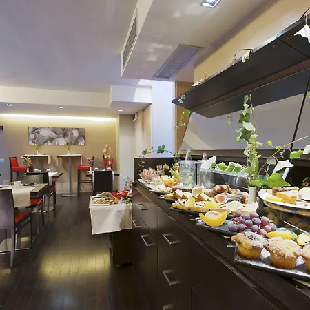 Unahotels Dei Platani Foligno