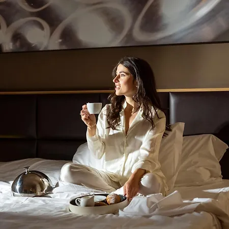 Hotel Unahotels Dei Platani 4*