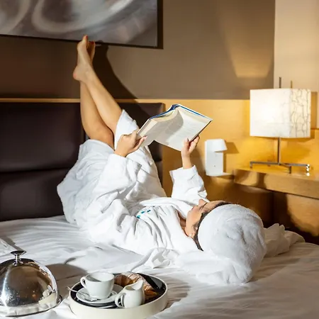 Unahotels Dei Platani Foligno