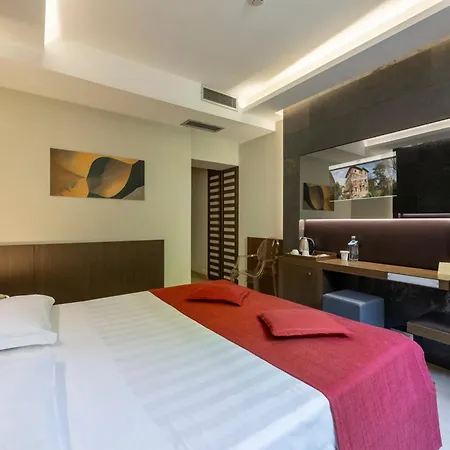 Unahotels Dei Platani Hotel Foligno