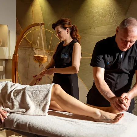 Unahotels Dei Platani 4* Foligno