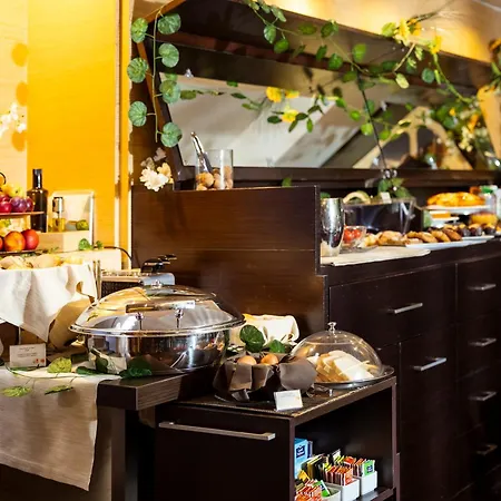 Unahotels Dei Platani 4* Foligno