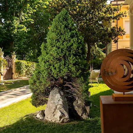 Unahotels Dei Platani Hotel 4*