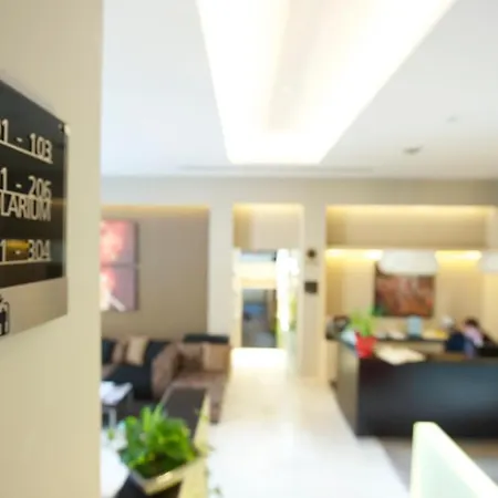 Unahotels Dei Platani 4* Φολίνιο