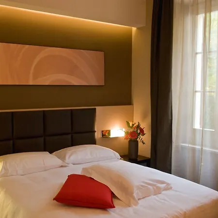 Unahotels Dei Platani 4* Foligno