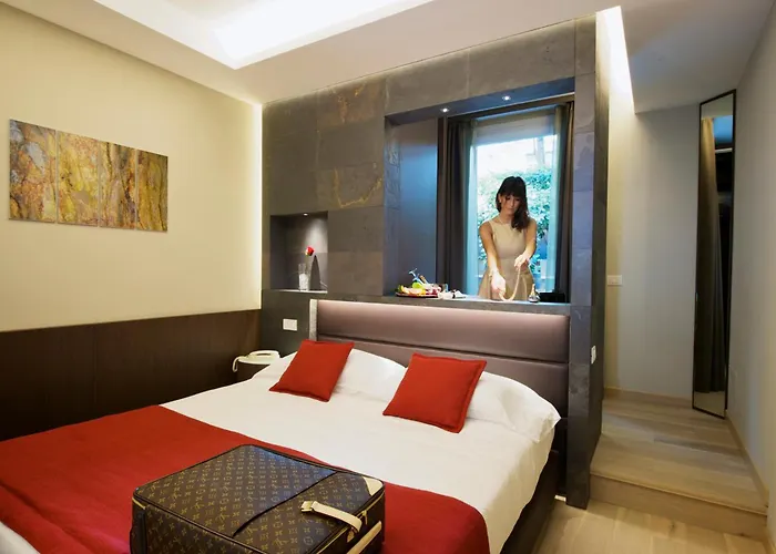 Unahotels Dei Platani فندق