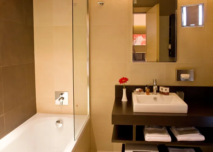 Unahotels Dei Platani 4* فولينيو