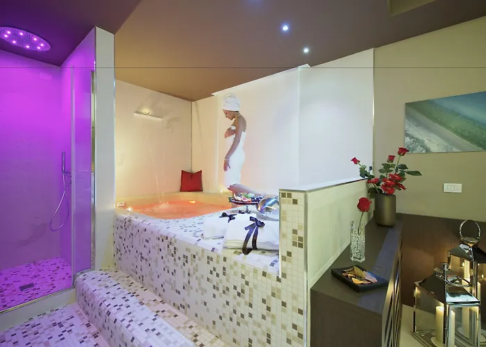 Unahotels Dei Platani فولينيو