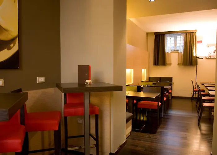 Unahotels Dei Platani فندق فولينيو