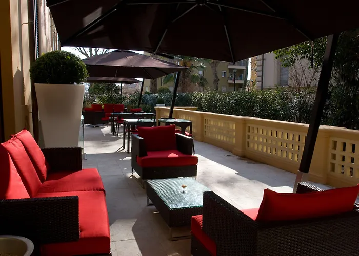 Unahotels Dei Platani 4*