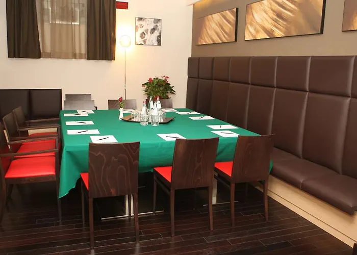 Unahotels Dei Platani Hotel 4*