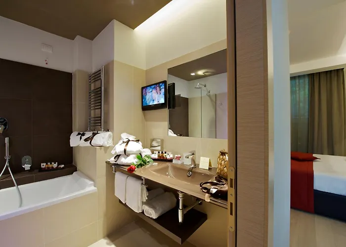 Unahotels Dei Platani 4*